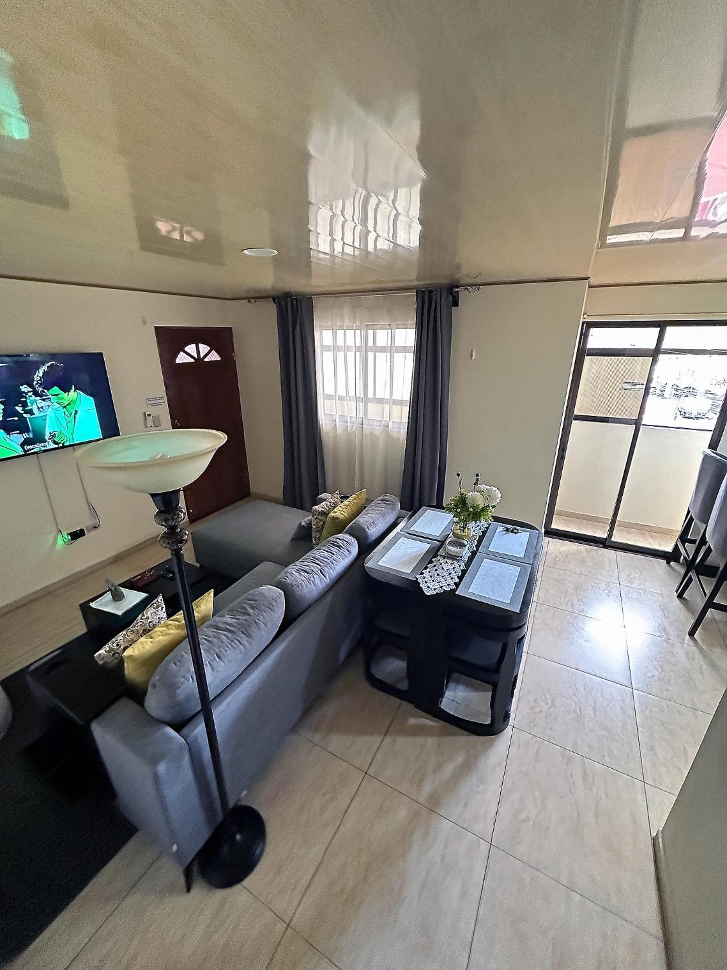Senderos Apartment, Self Check- In, Airport Sjo 5 Min Río Segundo Exteriér fotografie